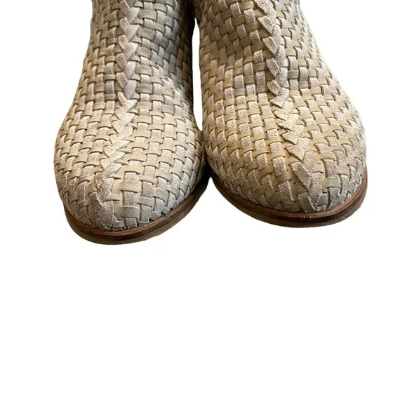 JOURNEE SIGNATURE Gray Side Cutout Kevona Woven Leather Booties, Sz 8.5 - Picture 11 of 15